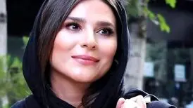 رستوران رفتن تنهایی سحر دولتشاهی با استایلی متفاوت/ عکس
