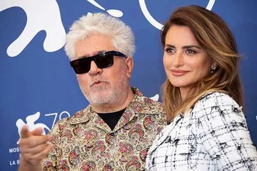 درخشش فیلم پدرو آلمودوار و پنه‌لوپه کروز