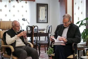 پاسخ صداوسیما به ادعای سانسور دیدار رئیس جمهور و محمدعلی موحد

