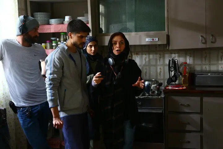 ساخت سریال در جنگ با صداهای واقعی از بمب و پدافند