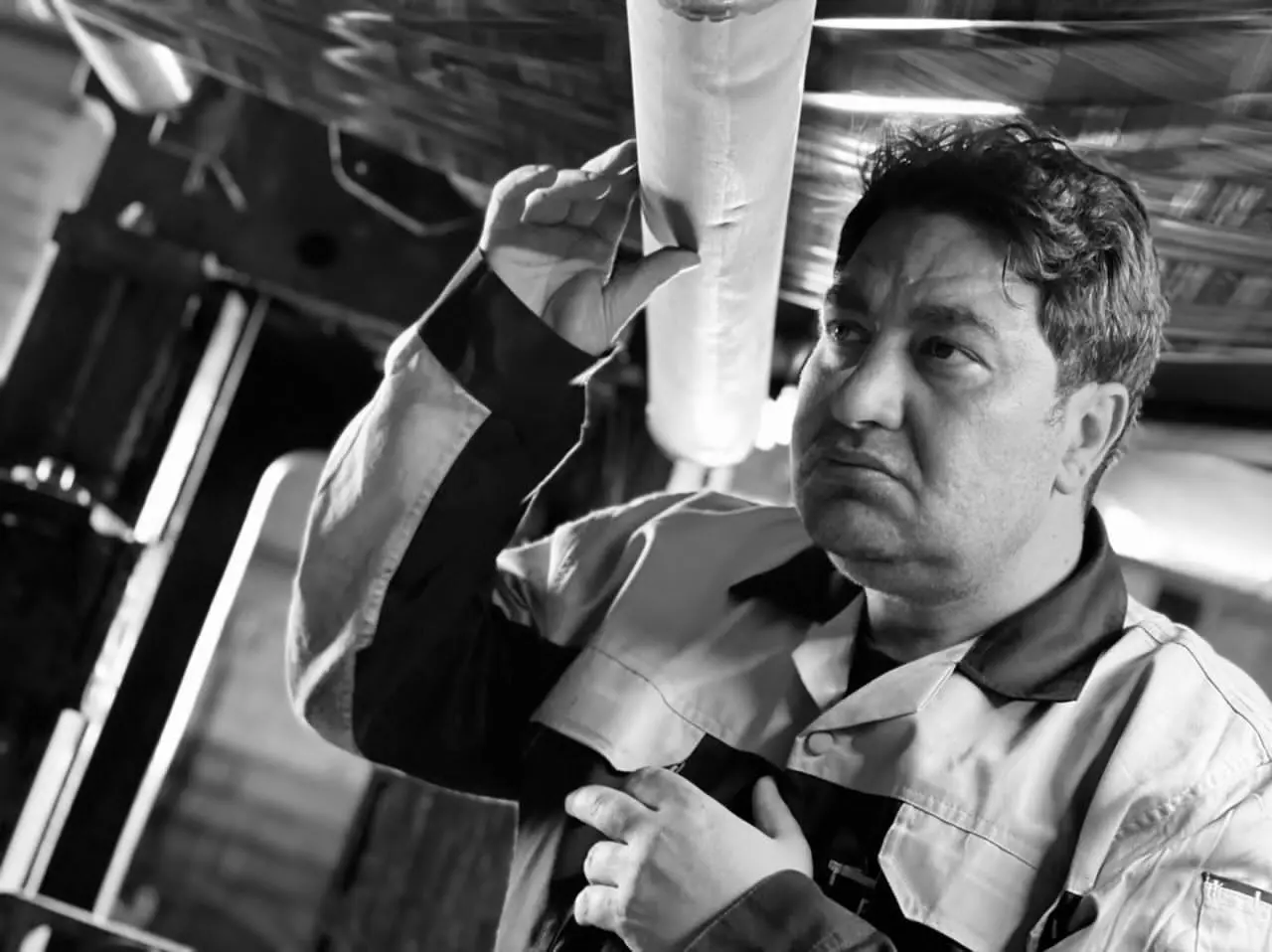 بازیگر سریال «بی‌همگان»: مخاطبان نقش‌های منفی را بیشتر به خاطر می‌سپارند
