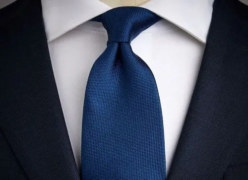 «درازآویز زینتی» را از گردن فرهنگستان بردارید!