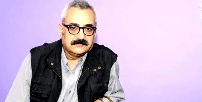 زمان جنگ «بن هور» و «باراباس» برای سربازان نمایش می‌دادم | سرباز فراری دیدم که شیشه خورده بود
