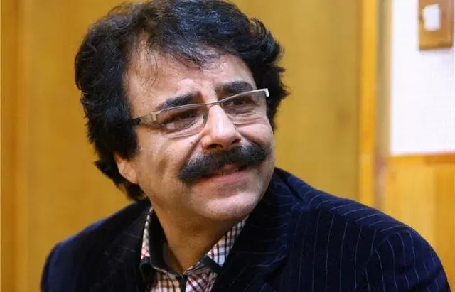 علیرضا افتخاری برای مادران شهدا خواند