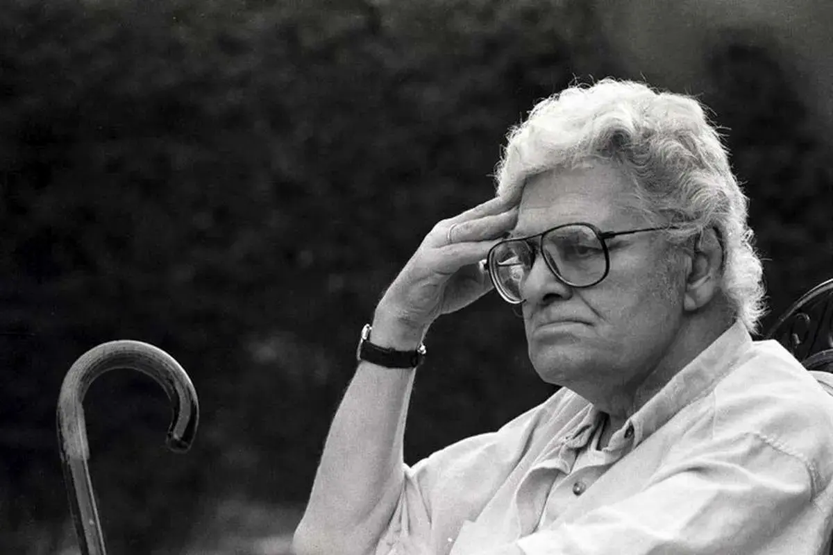 چرا شاملو فردوسی و سعدی را دوست نداشت؟