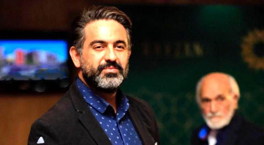 ۲۰ فیلم و سریال آماده نمایش دارم!
