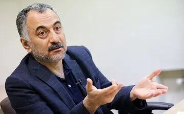 واکنش کیهان به حضور سعید لیلاز در مناظره تلویزیونی/ او را آوردید که حرف مفت بزند و بگوید ۹ دی فقط یک میدان است، آن هم سوراخ؟
