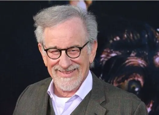 حرف های خواندنی استیون اسپیلبرگ معروف درباره آدم فضایی ها!
