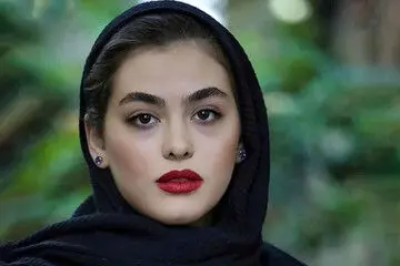 ناگفته‌های تهیه کننده تلویزیون درباره ریحانه پارسا ؛ من چه کار باید می‌کردم...؟
