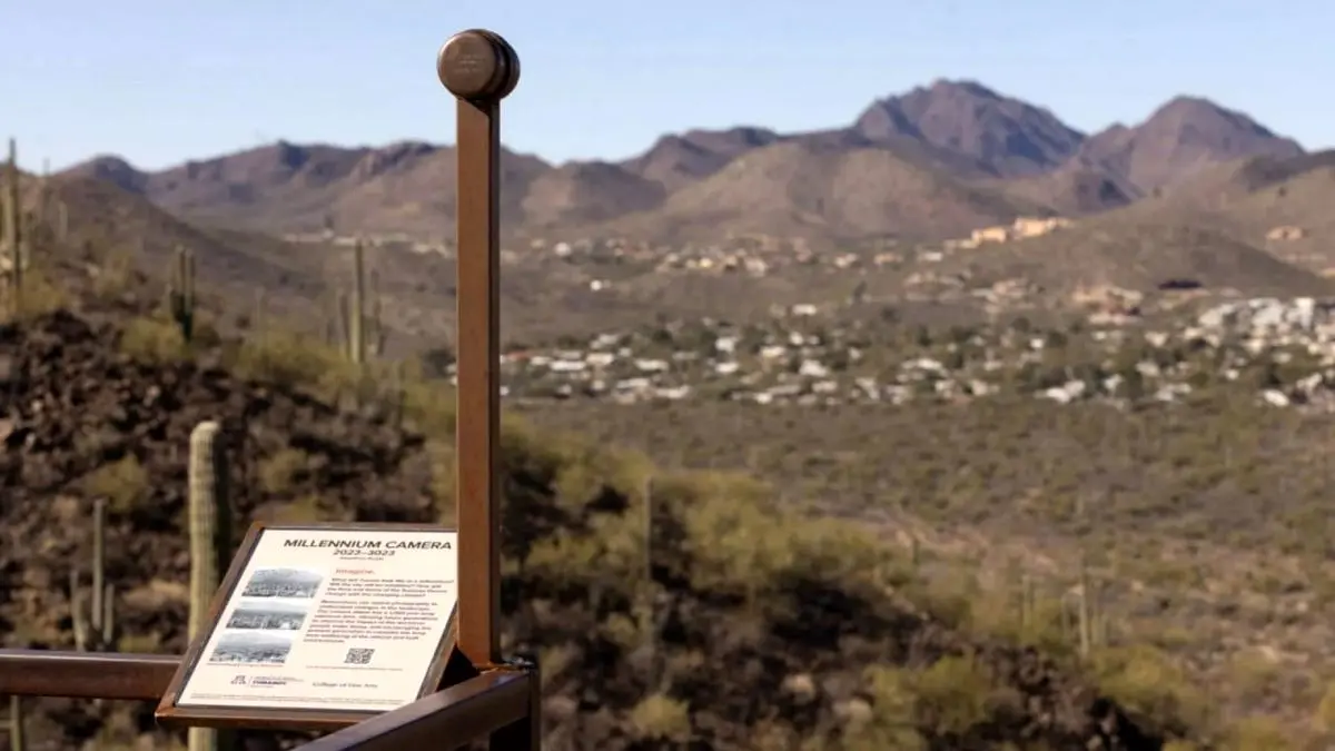 نصب دوربینی در صحرای آریزونای آمریکا برای 1000 سال دیگر
