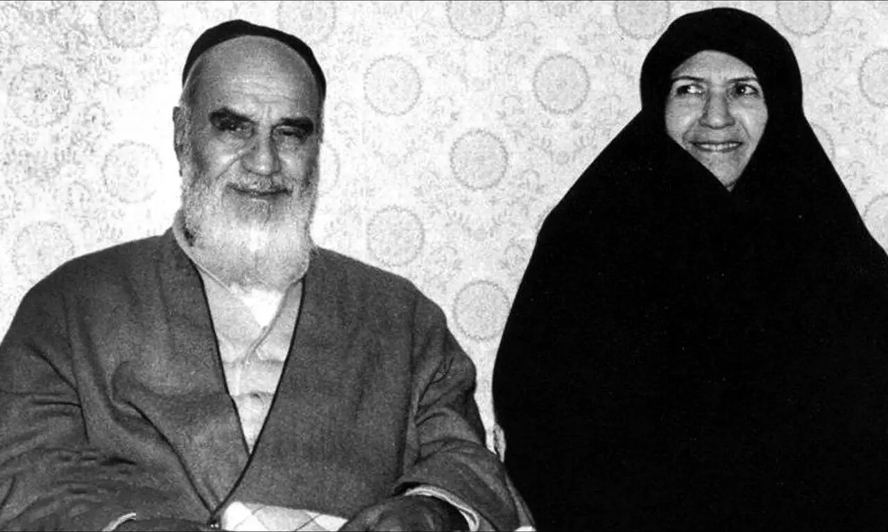 روایت زندگی همسر امام خمینی (ره) در شبکه مستند 