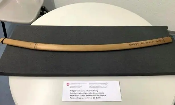 کشف شمشیر سامورایی در یک ماشین