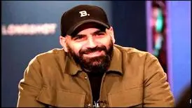 مهیار علیزاده موسیقی نمایش «و تو هم برگشتی» را به صحنه می برد
