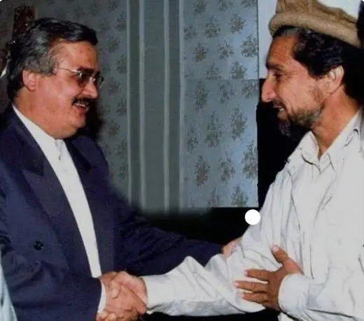 مجادله ادبی احمد شاه مسعود با علی‌اصغر شعردوست
