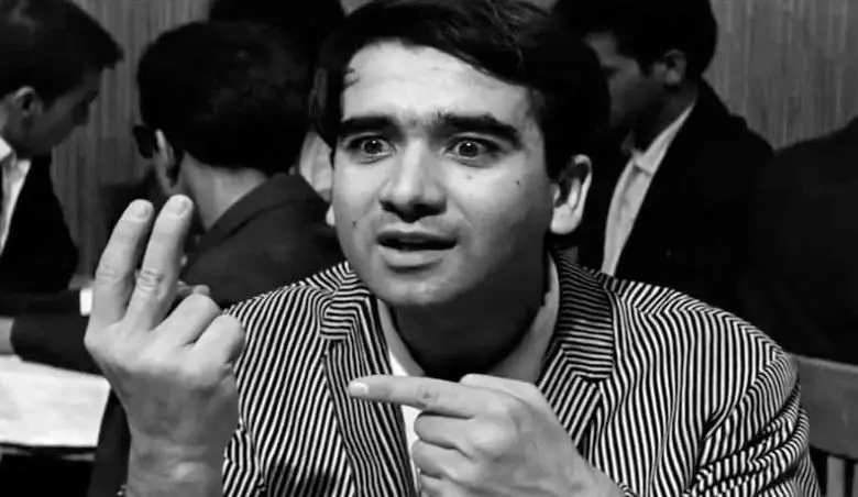 وقتی پرویز فنی‌زاده «حروف‌چین‌» روزنامه اطلاعات بود / عکس
