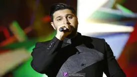 سکوت خواننده پاپ شکسته می شود