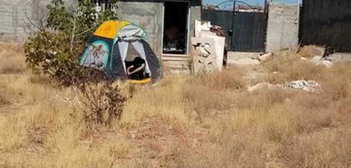 بازیگر دهه شصت هنوز در «چادر» زندگی می‌کند/ نتوانستم نفت یا گازوئیل گیر بیاورم تا بخاری نفتی قرضی‌ام را روشن کنم
