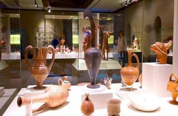 موزه‌ها چهارشنبه و پنجشنبه تعطیل نیستند
