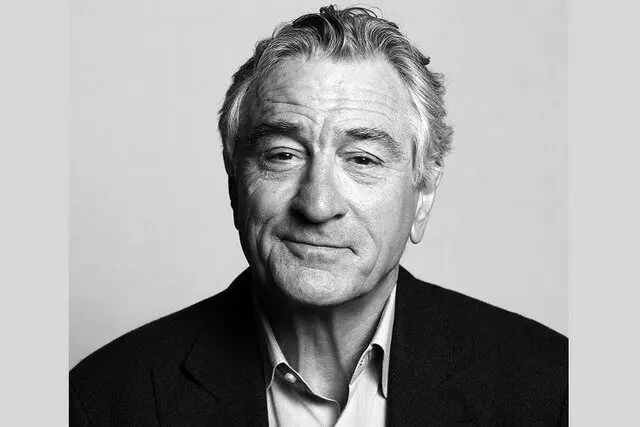 رابرت دنیرو نخل طلای افتخاری کن را دریافت می‌کند