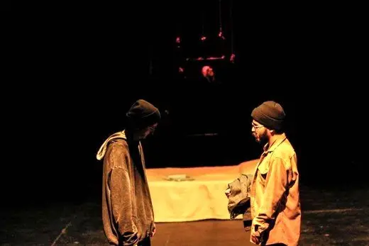 اجرای نمایش «لیبرو» به زلزله‌زدگان تقدیم شد
