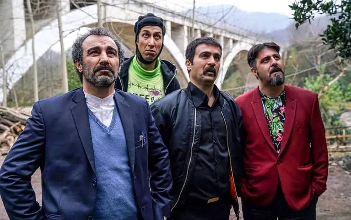 حمله شدید کیهان به محسن تنابنده: داعیه مخالف‌خوانی و تقابل با حاکمیت را دارد
