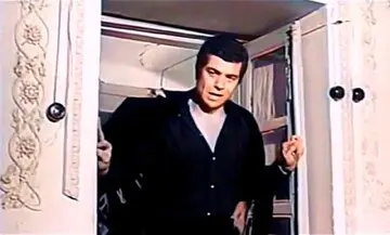 بهروز وثوقی: خیط شدن در کنکور باعث شد وارد سینما شوم/ قبل از بازیگری شکارچی پشه مالاریا بودم / چند تا ده را خود من کشف کردم

