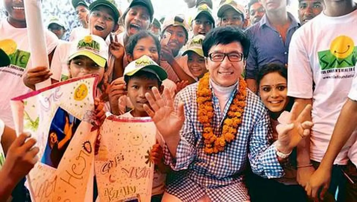 جکی چان وقتی 9 ساله بود