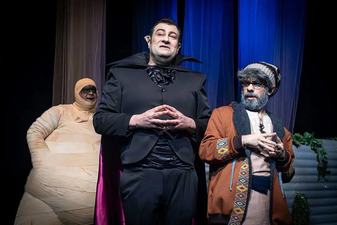 بازتاب نمایش ایرانی در رسانه‌های آلمان/در هتل ترانسیلوانیا مهمان باشید