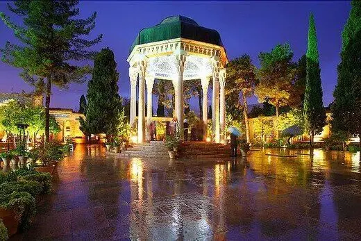  معرفی بهترین تصحیح دیوان حافظ شیرازی/ کدام تصحیح دیوان حافظ را بخریم؟/ بهترین تصحیح دیوان حافظ شیرازی کدام است؟