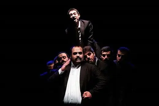 اجرای «تن‌ها» در تالار سایه تمدید شد