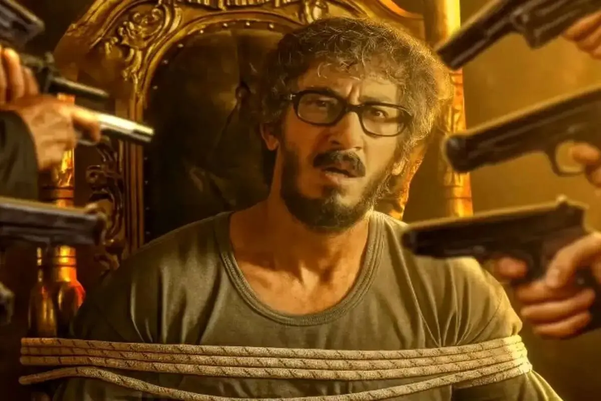 فیلم سینمایی «مرد عینکی»، بهرام افشاری تقلید از «مرد هزار چهره» 
