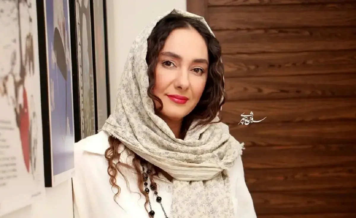 تمرینات سخت بدنسازی هانیه توسلی در طبیعت/ تیپ جذاب و آماده هانیه توسلی در 44 سالگی/ ویدئو
