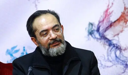 کارن همایون‌فر، داور عصرجدید: عاشق دختری شدم، یک سال طول کشید تا من روی کاغذ بنویسم دوستت دارم/ویدیو