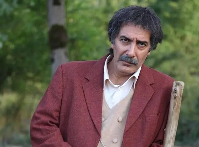 عکس جدید بهنام تشکر در نقش کارآگاه علوی
