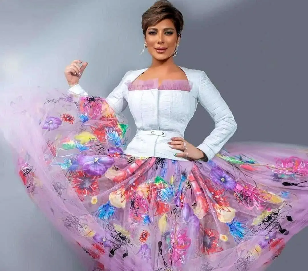 کنسرت خواننده زن در عربستان سعودی + تصاویر 