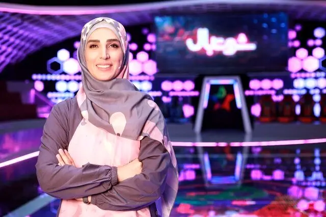 بازیگر "نجلا" مجری شد