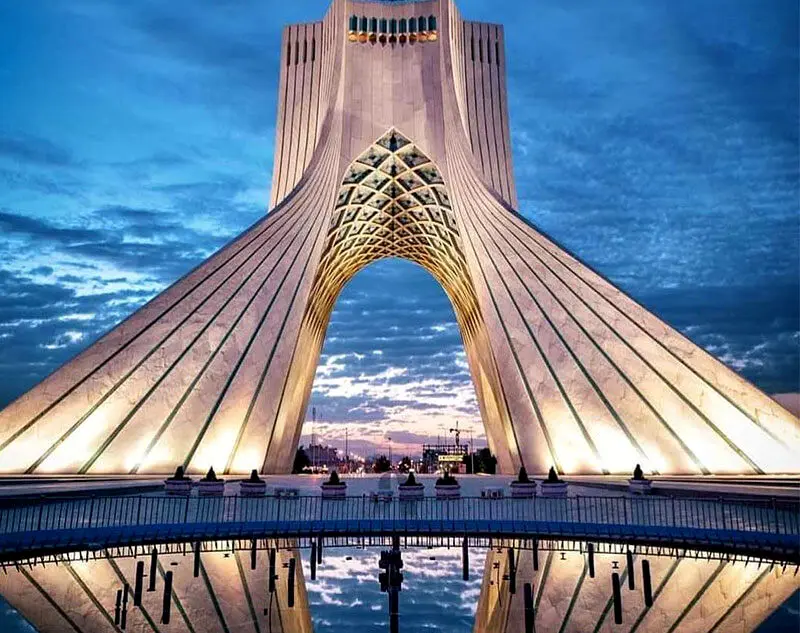 برج آزادی رکورد زد