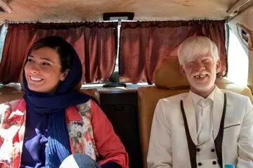 برای نقش اول «رویای کاغذی» از یک بازیگر زال واقعی استفاده کردیم
