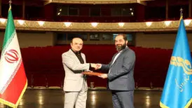 منوچهر صهبائی رهبر ارکستر سمفونیک تهران شد
