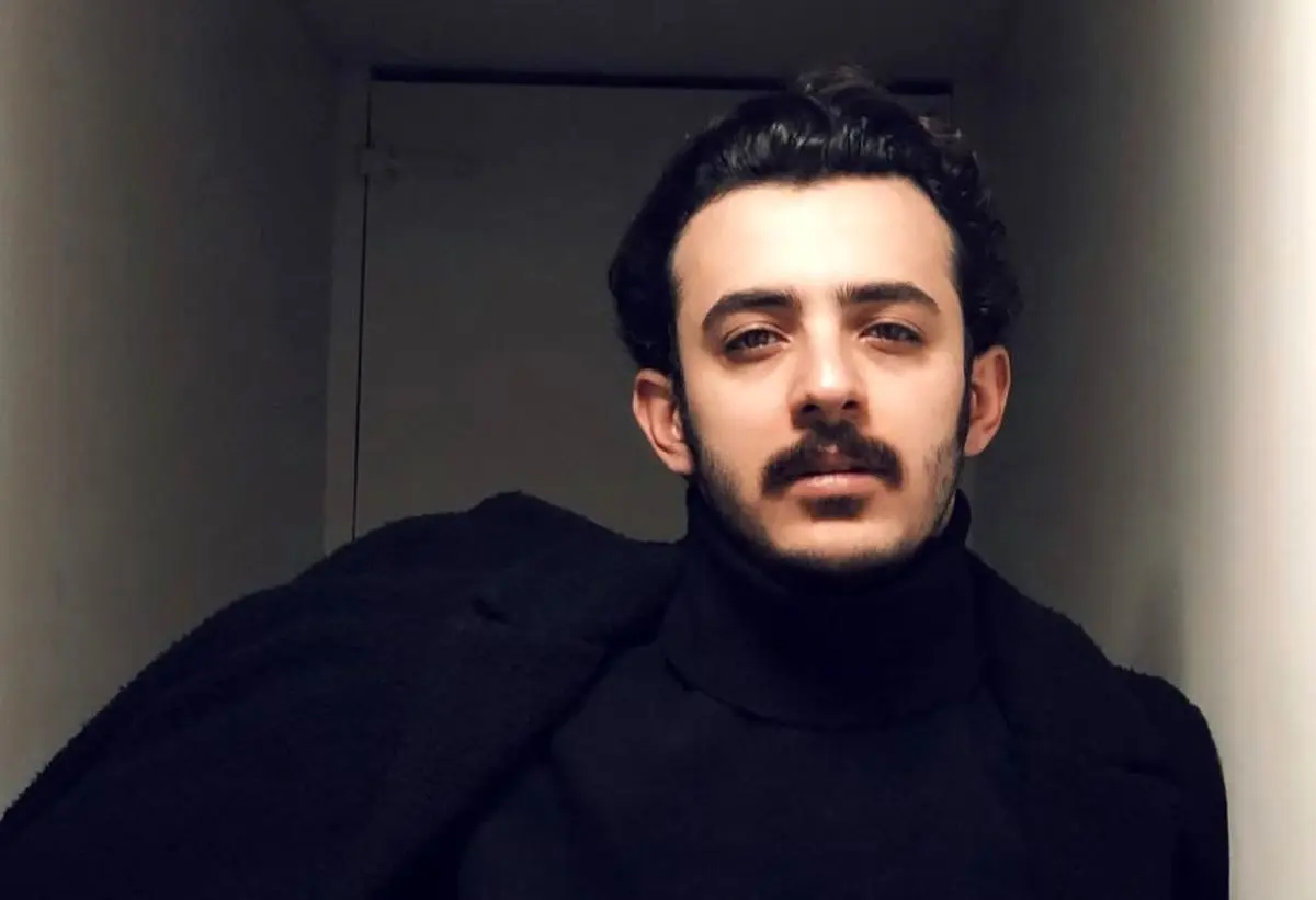 بیوگرافی علی شادمان؛ از شروع بازیگری در ۱۰ سالگی تا درخشش در «یاغی»
