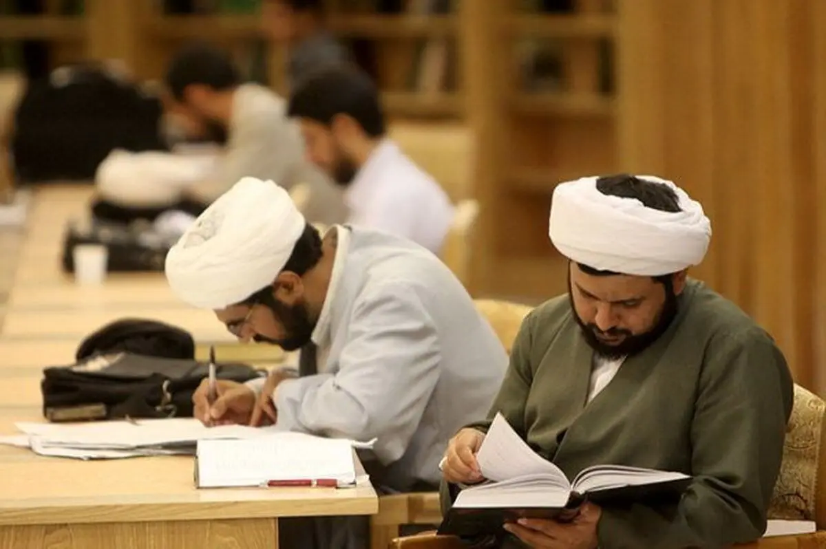طلاب بسته ۳۰ گیگابایتی اینترنت رایگان می‌گیرند