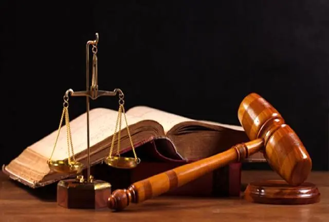 قرار منع تعقیب روزنامه سازندگی صادر شد
