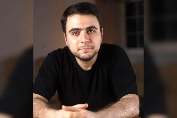 جنگ‌ رسانه‌ای بیش از ۲۰ سال پیش آغاز شده‌است