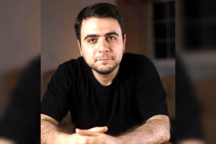 جنگ‌ رسانه‌ای بیش از ۲۰ سال پیش آغاز شده‌است