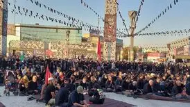 آغاز پیاده روی جاماندگان اربعین در پایتخت/ «لبیک یاحسین» در میدان امام حسین تهران طنین‌انداز شد