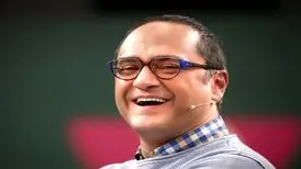 ادای احترام رامبد جوان به نگهبانان نور: موشک ها حریف غیرت دستانی که نور می آفرینند نخواهد شد