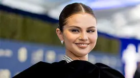 لاک ناخن نامزد سلنا گومز با الهام از فرش ایرانی
