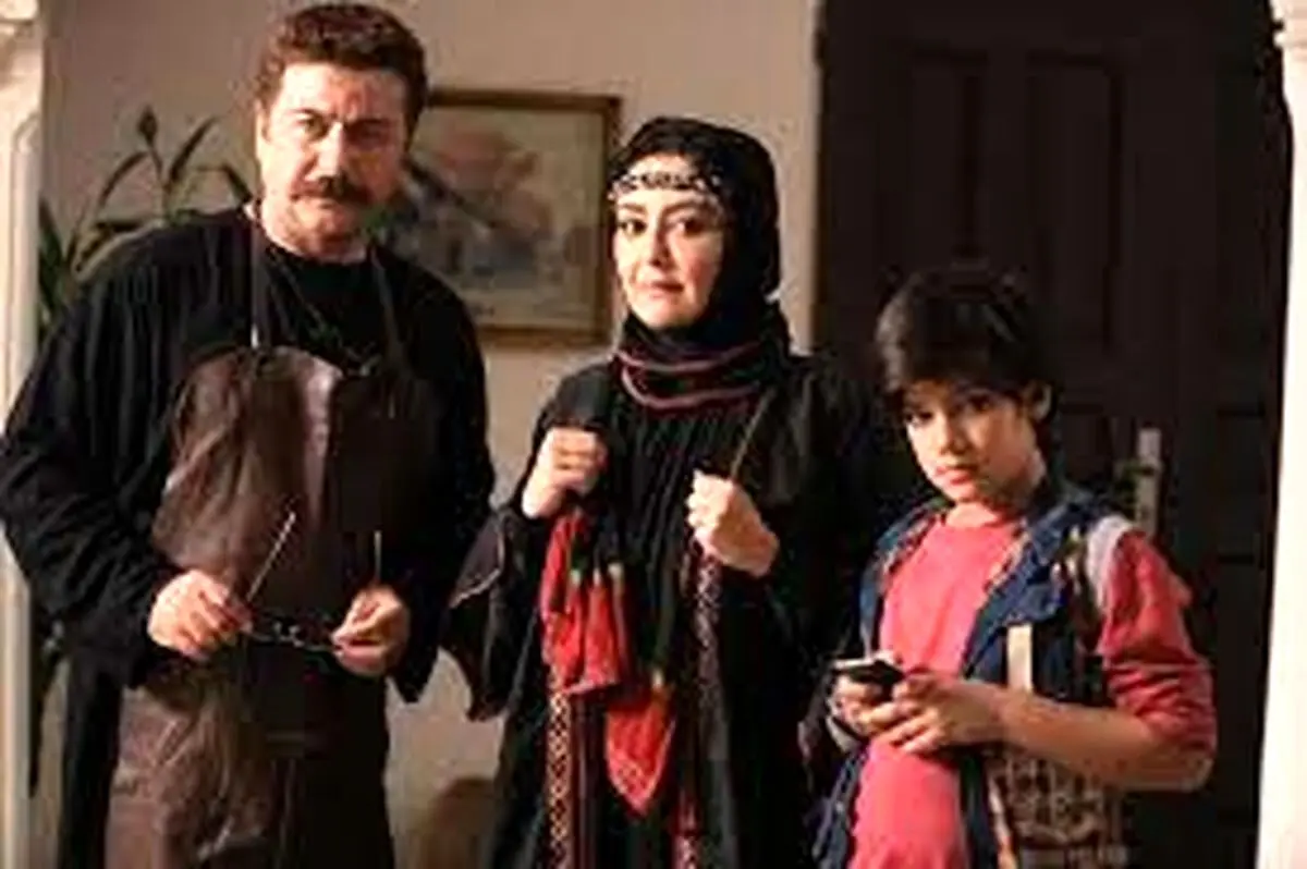 انتشار تیزر رسمی و پوستر جدید «سلفی با رستم» همزمان با آغاز اکران/ ویدئو
