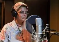 عاطفه رضوی: یک وجب از این خاک را تقدیم ساکنان جزیره اپستین نمی‌کنیم
