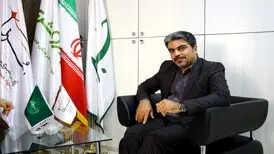علیرضا عابدی: موسیقی ایرانی مقدس است/ با یک سیم که به نردبان وصل کردم، تمام نت‌های موسیقی را نواختم